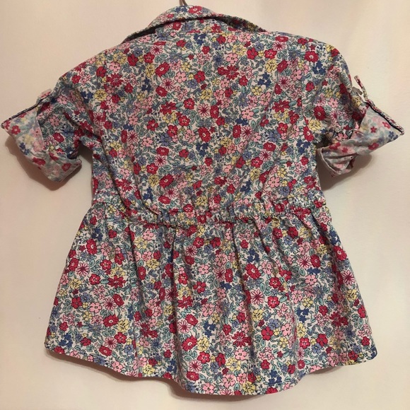 Babygirl flowery blouse🌸 - Picture 2 of 3